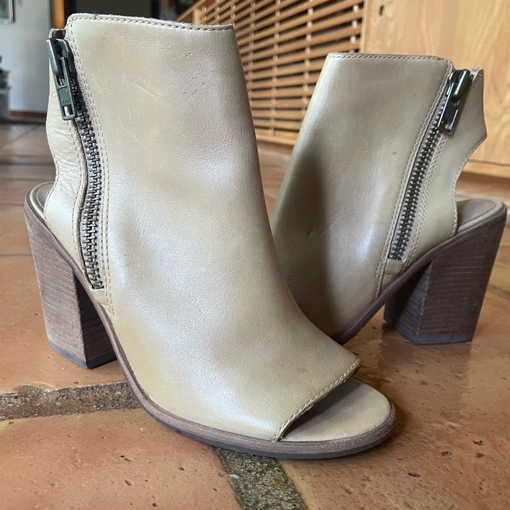 Steve Madden - TERRAA - Heeled Sandal - Size 7.5